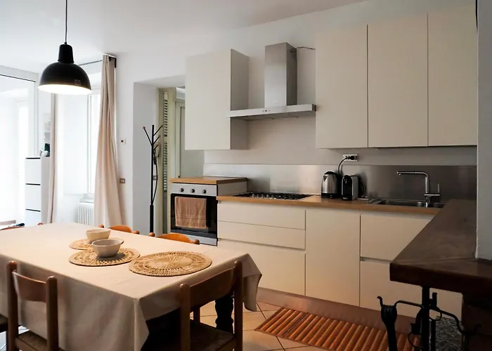 House In Centro Daire Bergamo